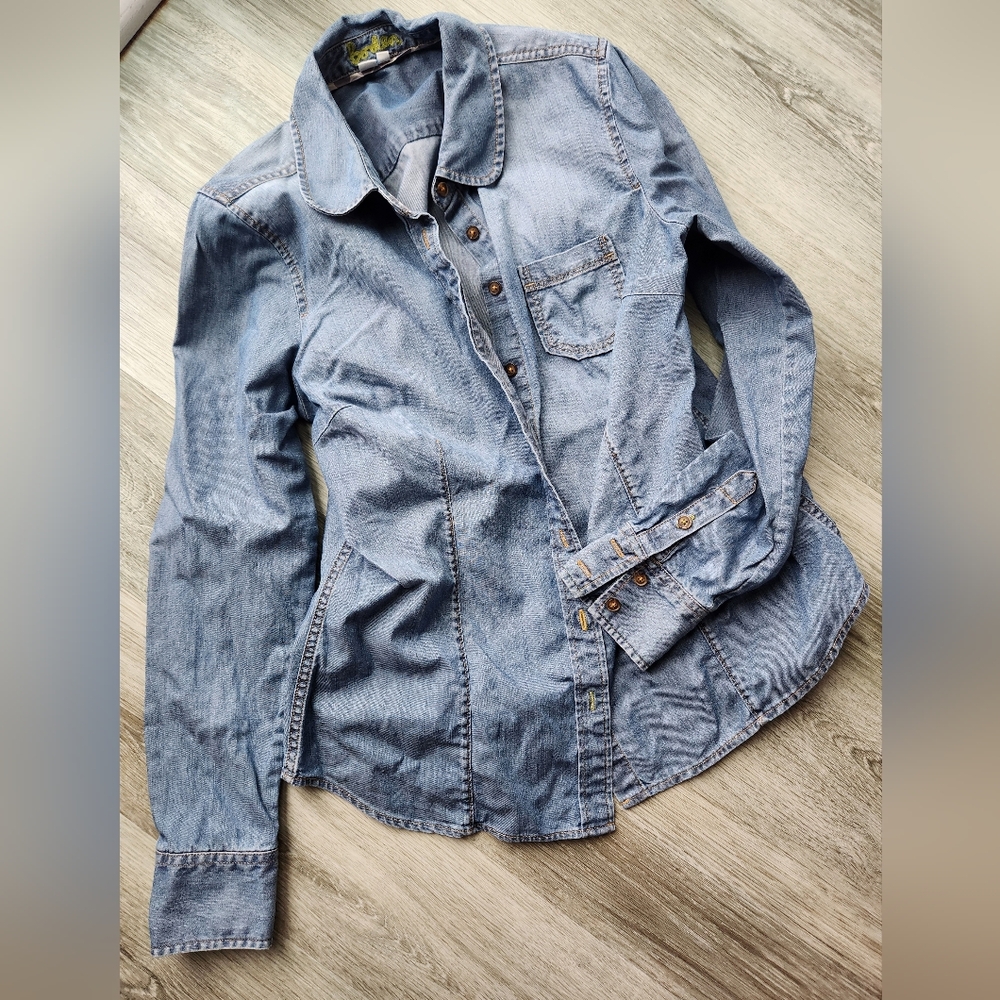 Women's Denim Jacket